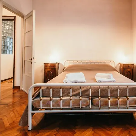 Library - Candela 公寓 斯特雷萨