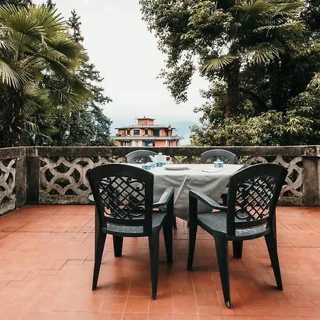 Apartmán Appartamento Library - Villa Candela