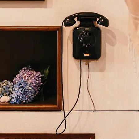 Library - Candela Apartman *