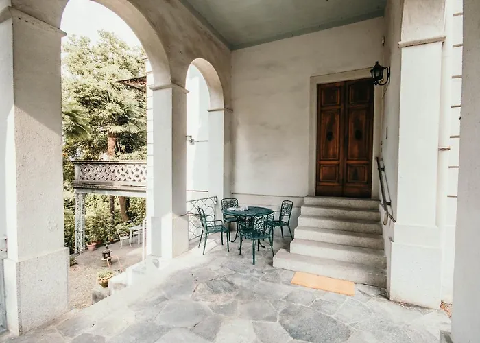 Library - Candela * Stresa