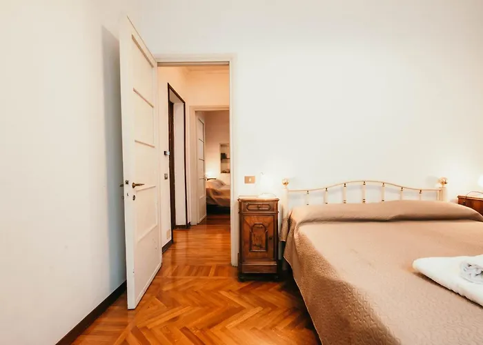 Library - Candela Apartment